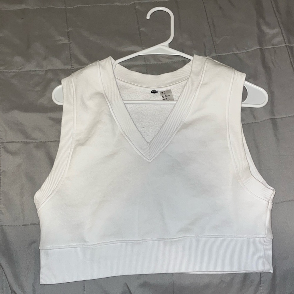 White Sweater vest